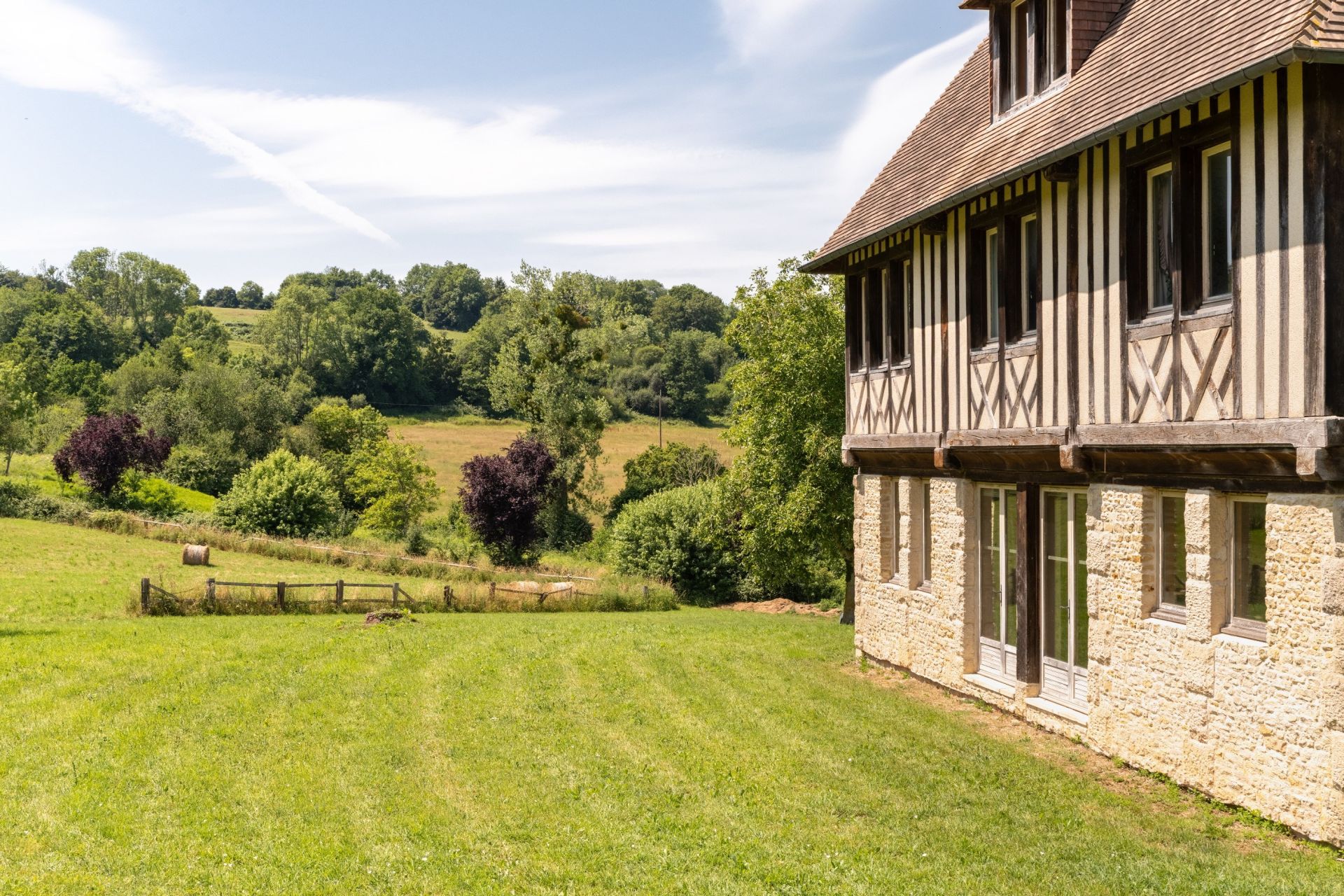 Sale Luxury house Beaumont-en-Auge 8 Rooms 290 m²