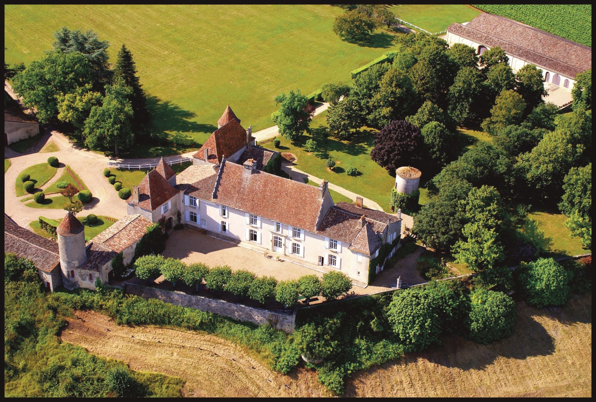 Sale Castle Bordeaux 30 Rooms 800 m² 2
