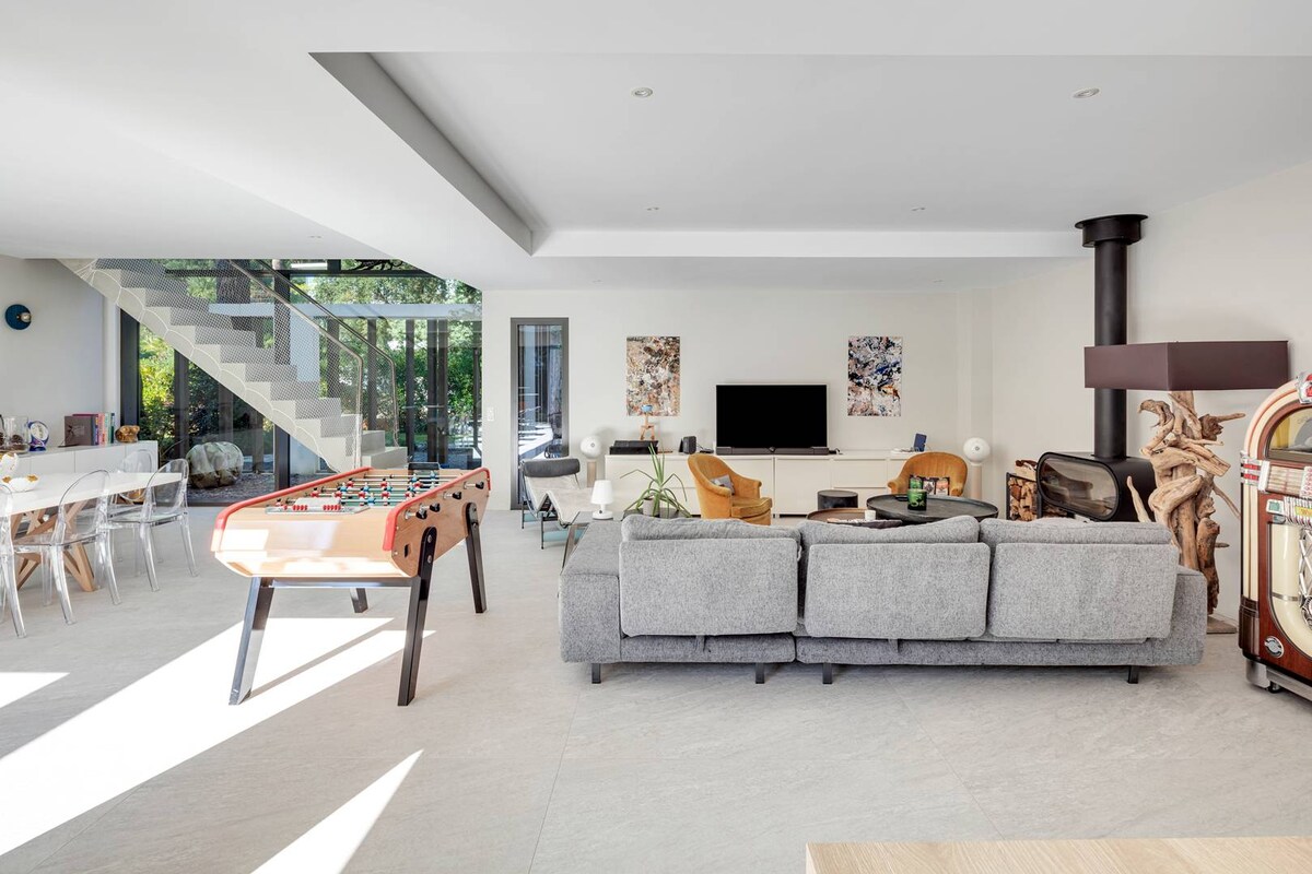 Villa Les Trois Pins overview 3