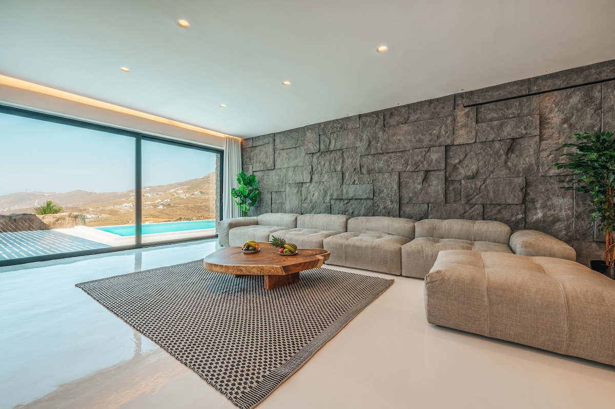 Villa Agios overview 2