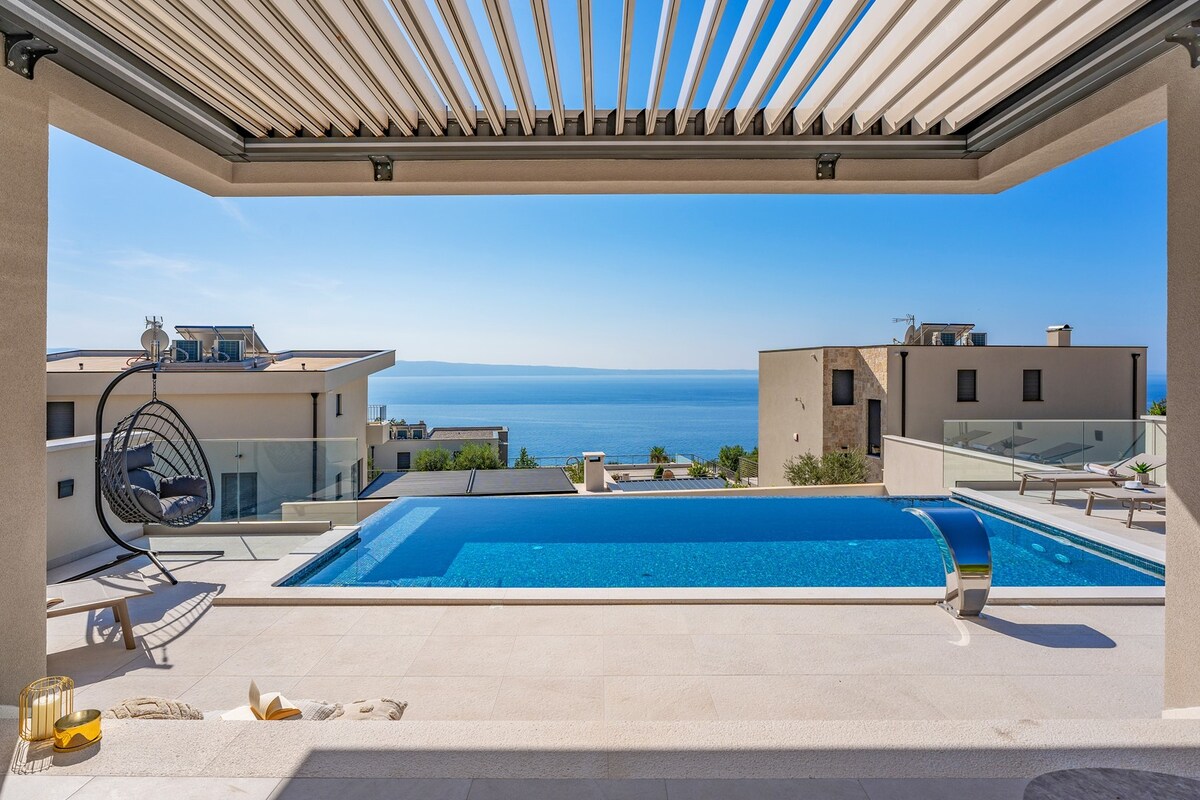 Villa Korina overview 3