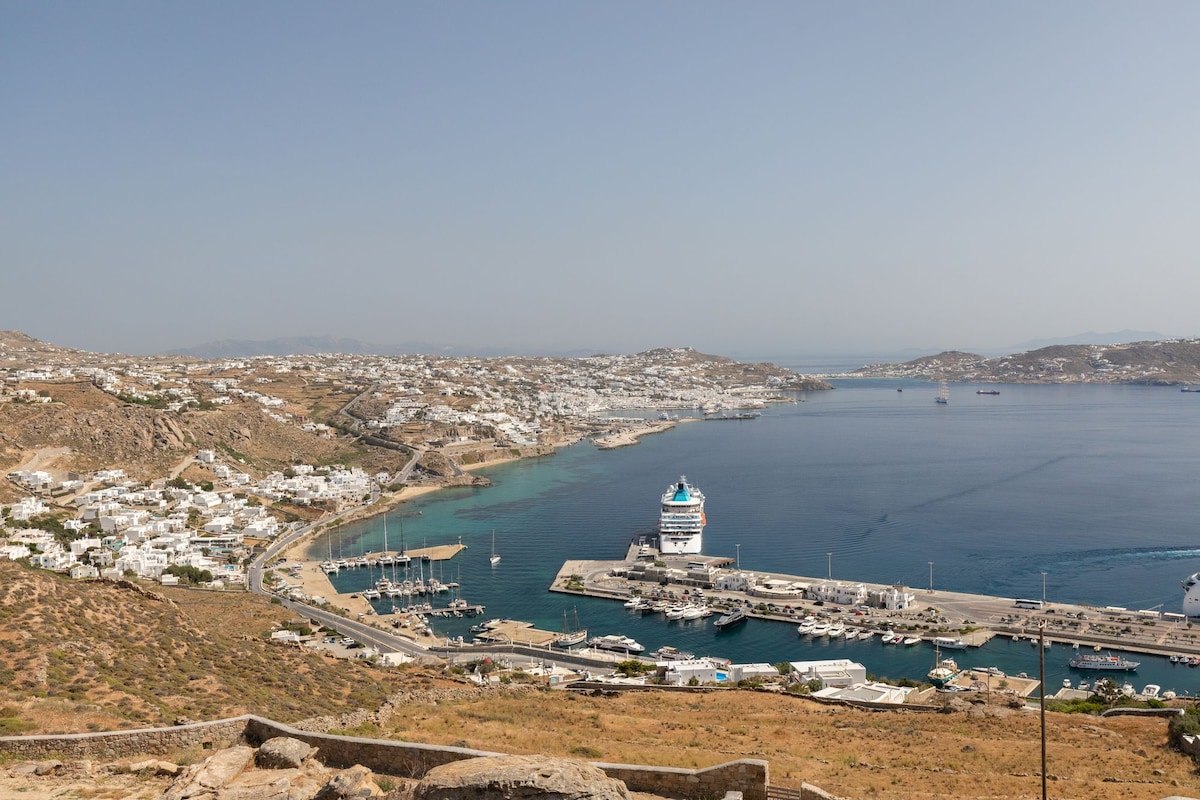 Villa Aeolus overview 1