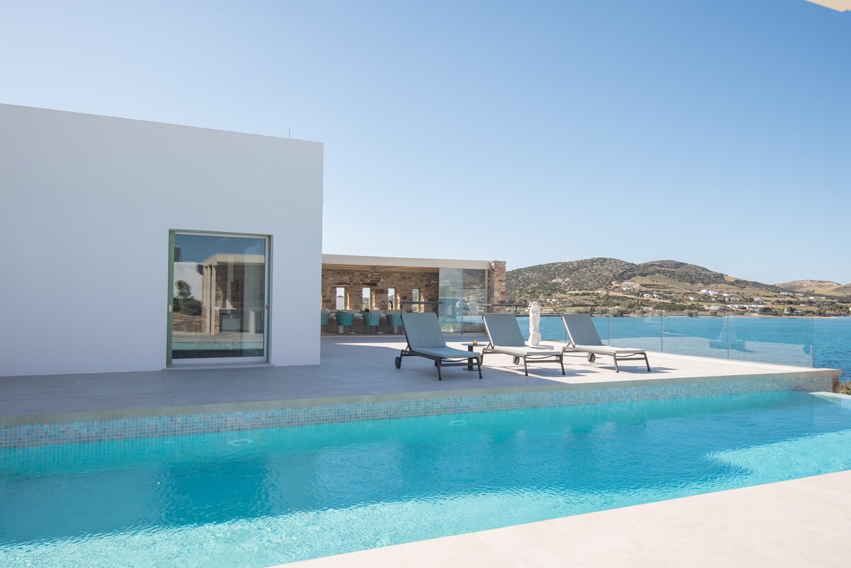 Villa Anemos overview 2