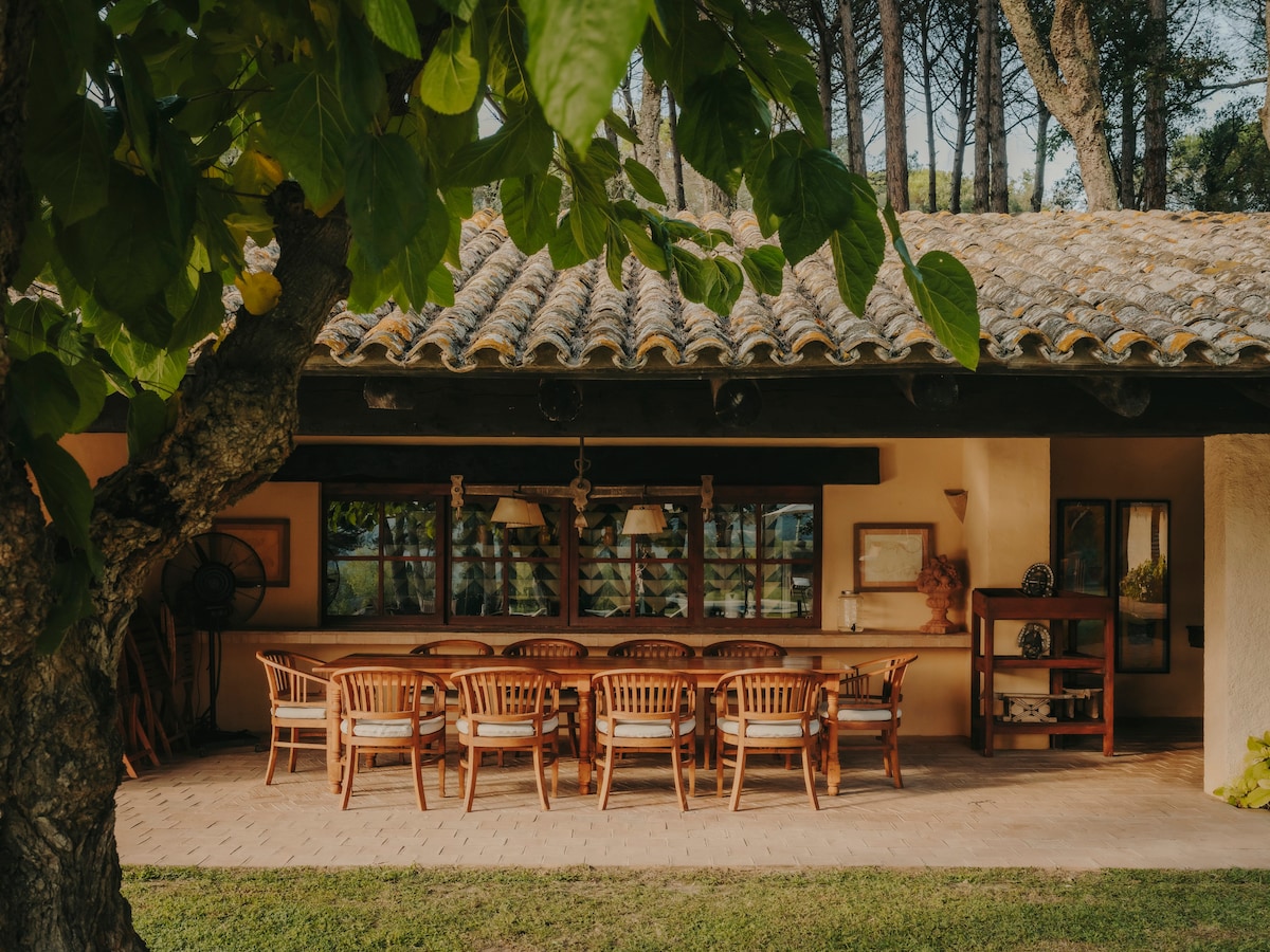 Villa Tramontana overview 2
