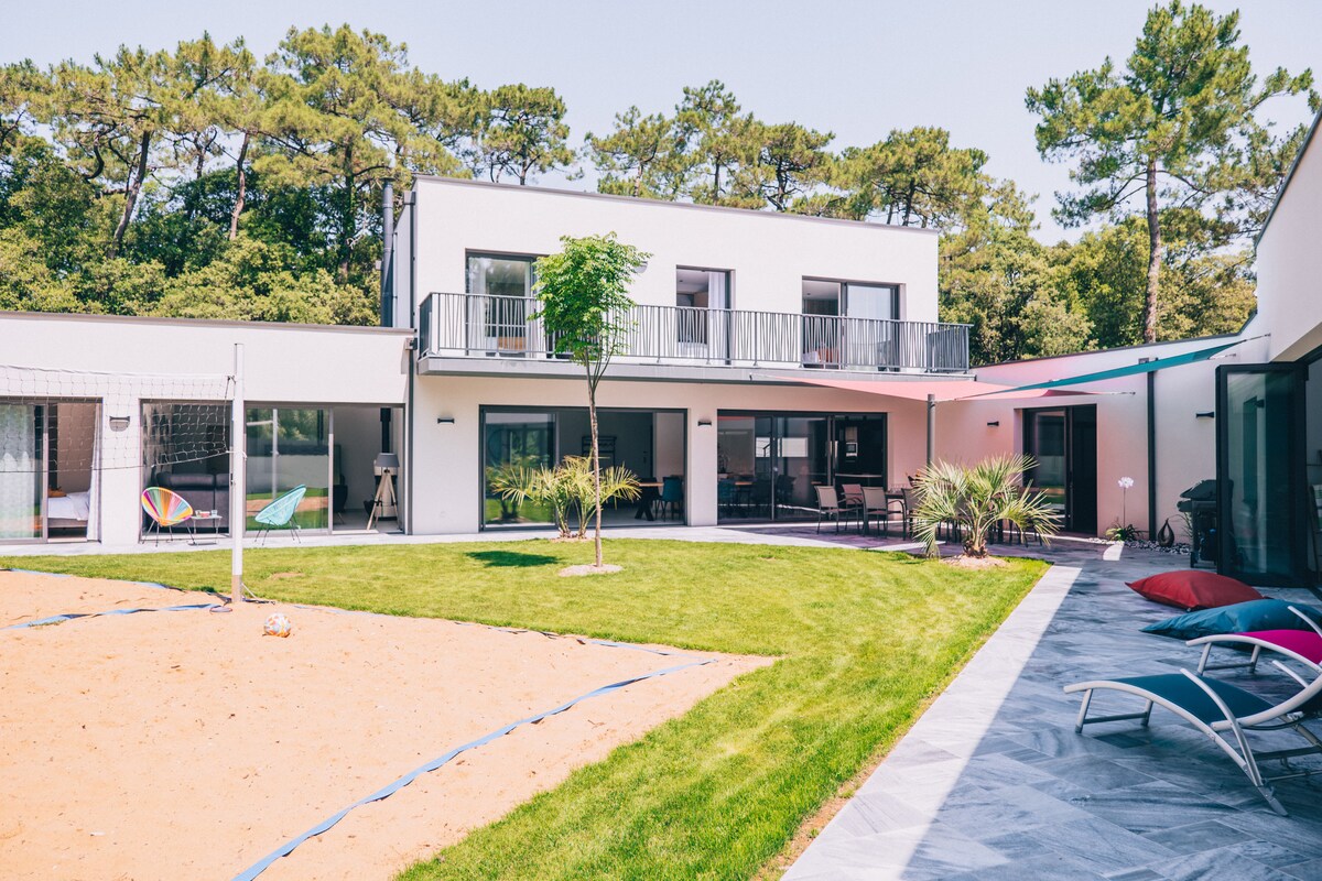 Villa des Dunes overview 1