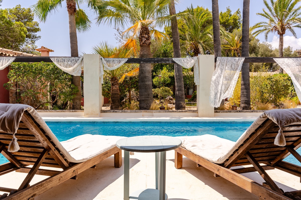 Villa Alcudia overview 1