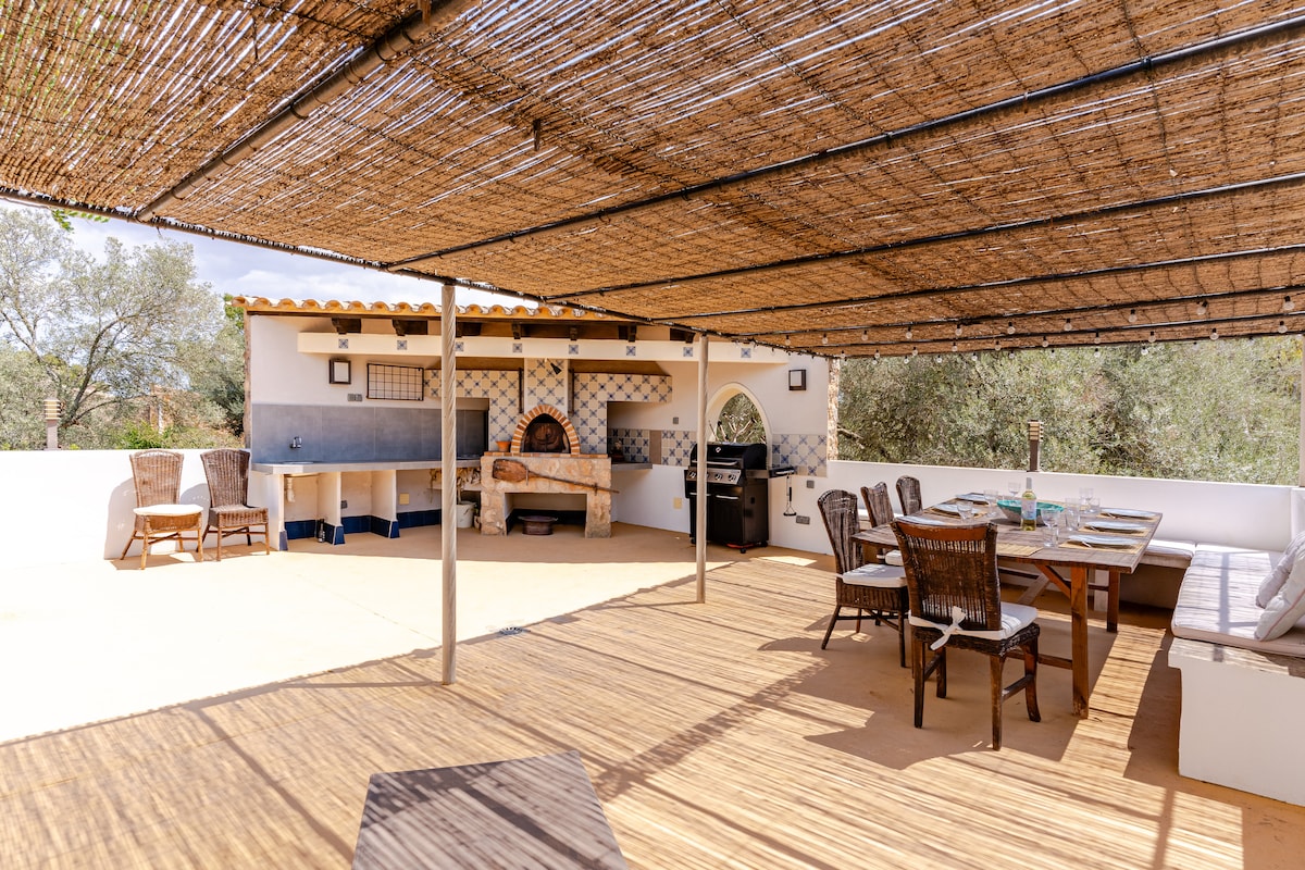 Villa Alcudia overview 2