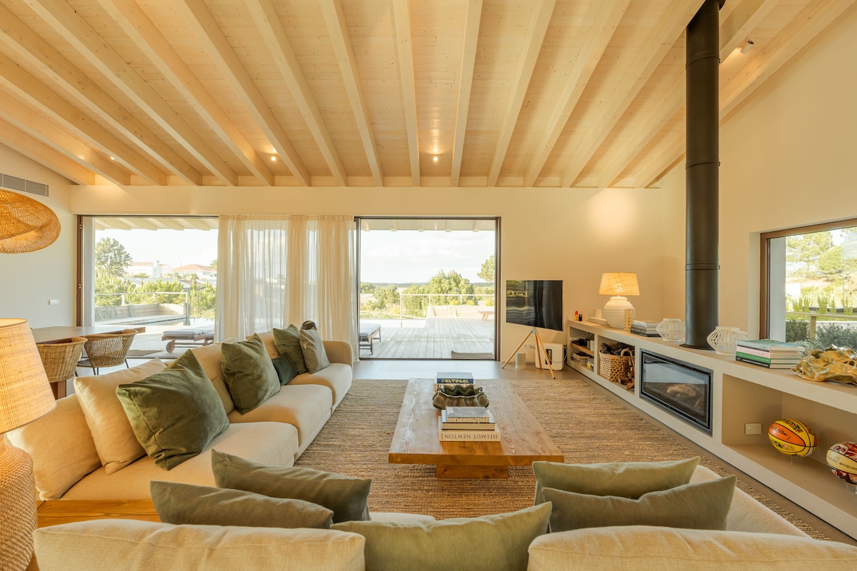 Villa Formosa overview 2