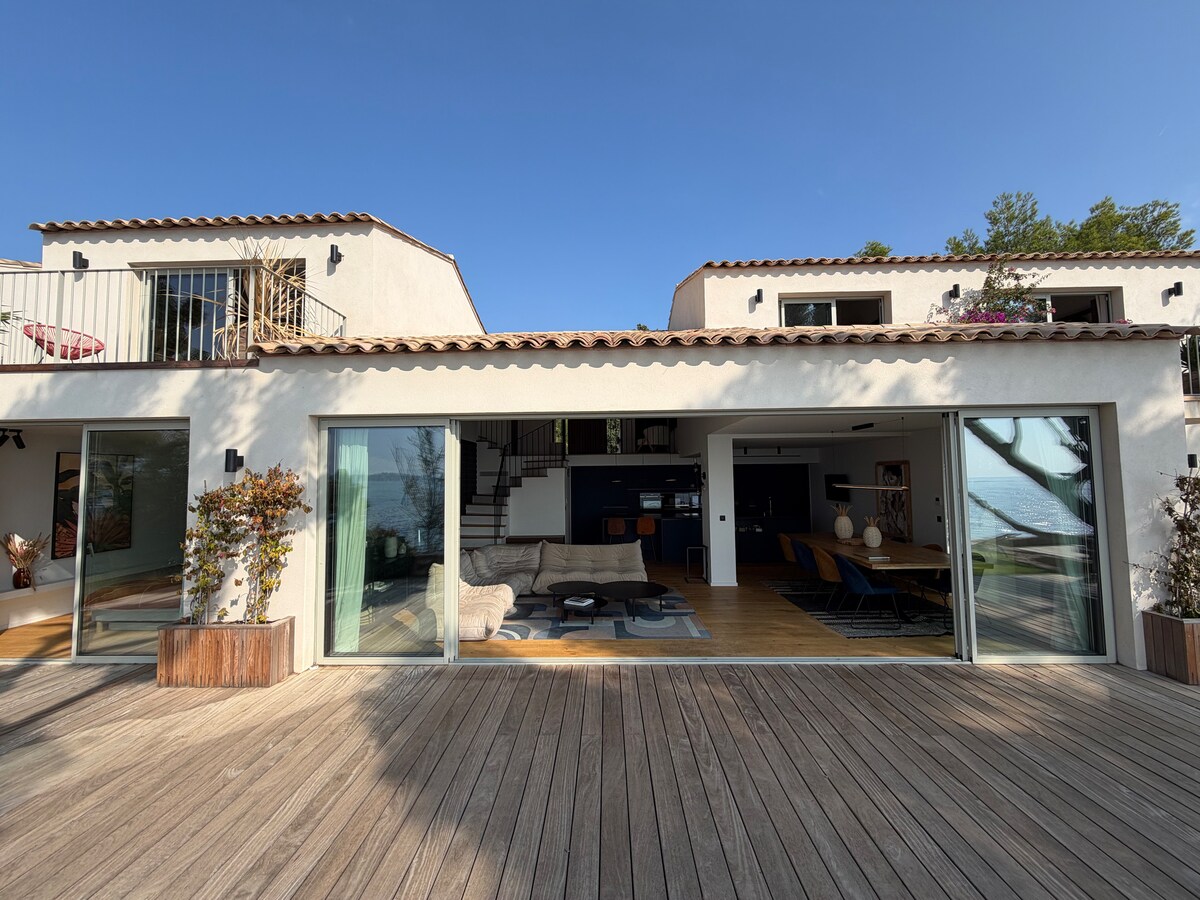 Villa Bord de Mer overview 2