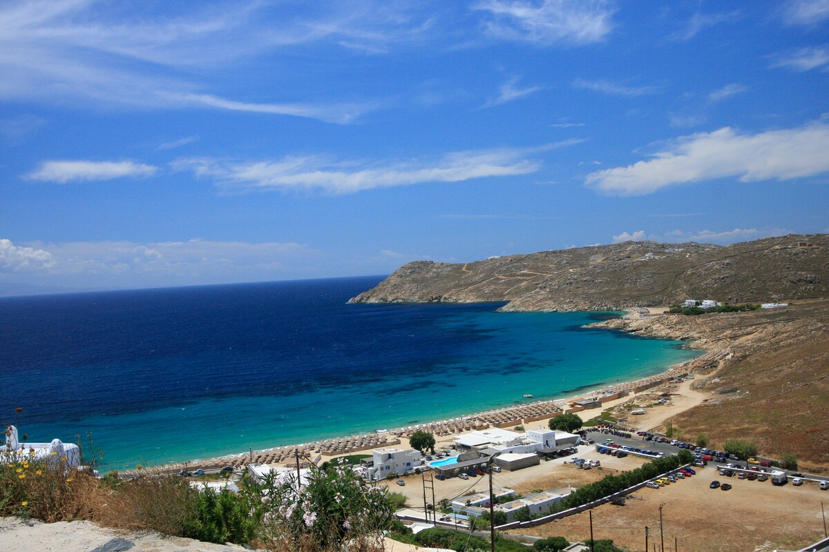 Villa Elia overview 3