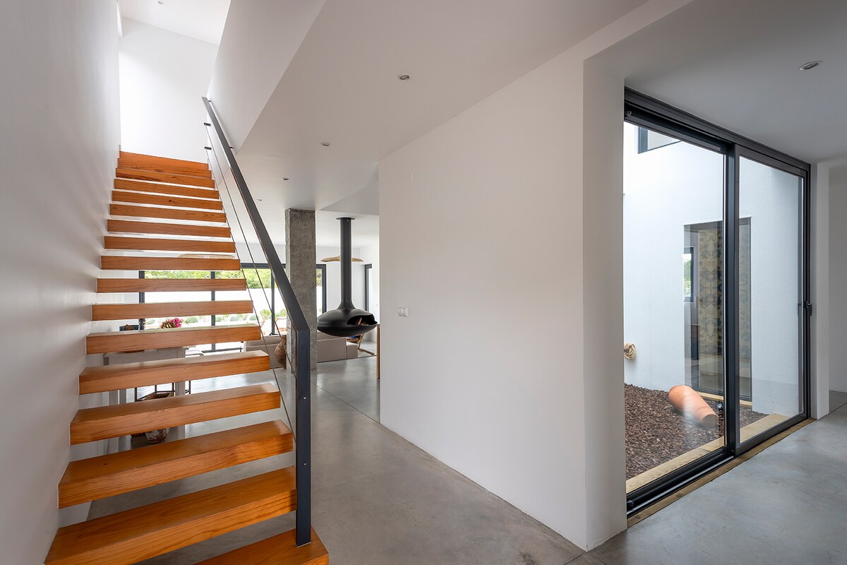Villa Carrasqueira overview 2