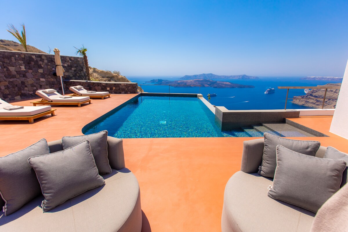 Villa Athinios overview 2
