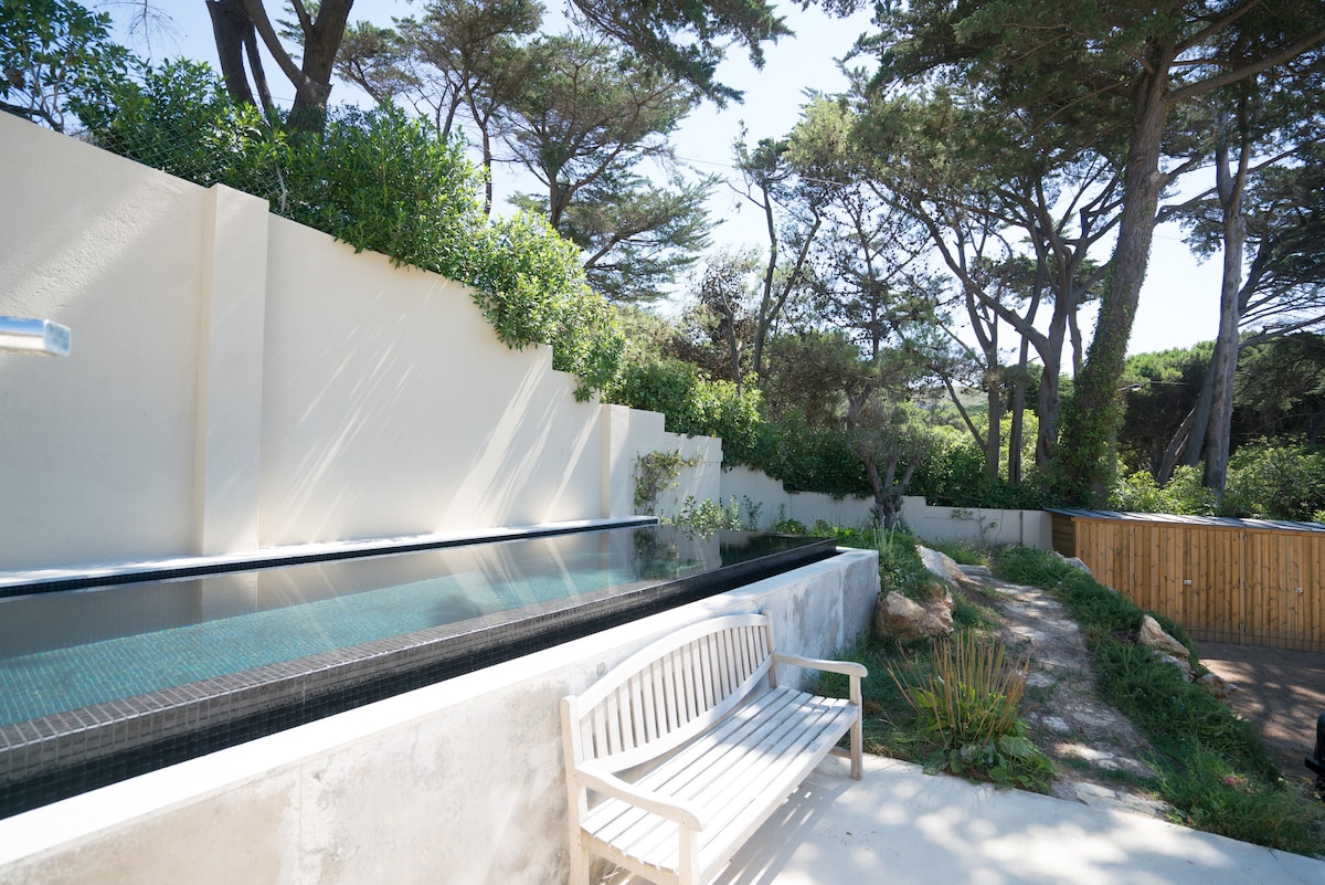 Lodge Guincho Cascais overview 1
