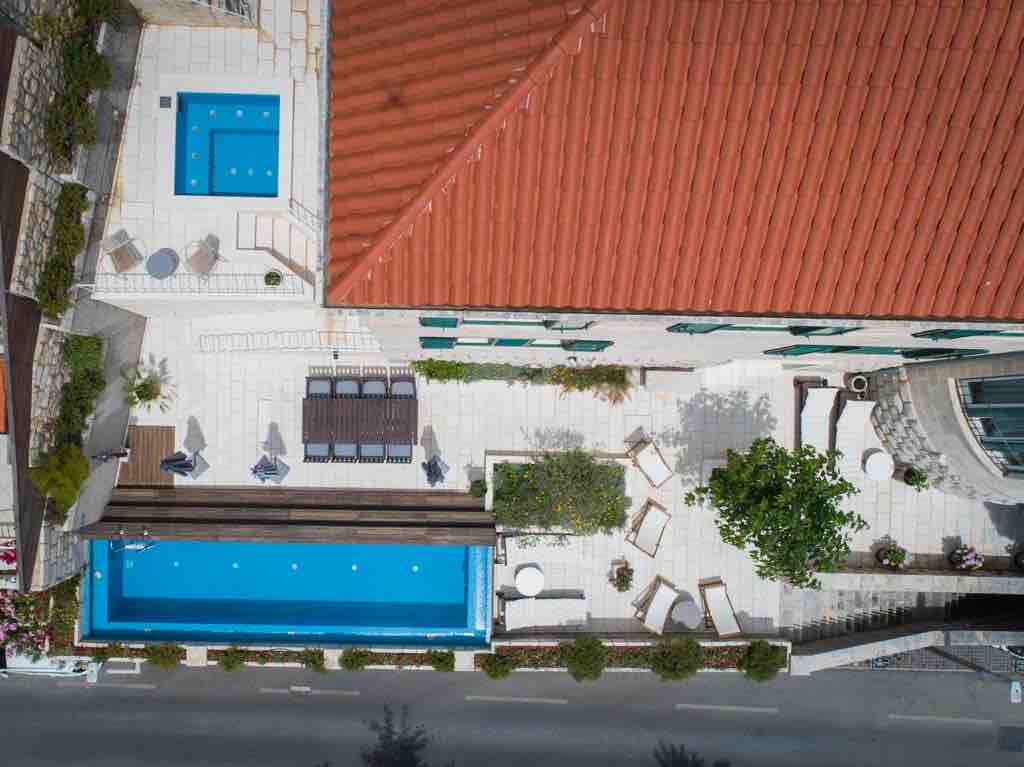 Villa Libertas overview 1