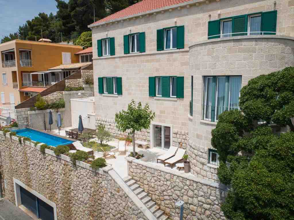 Villa Libertas overview 2