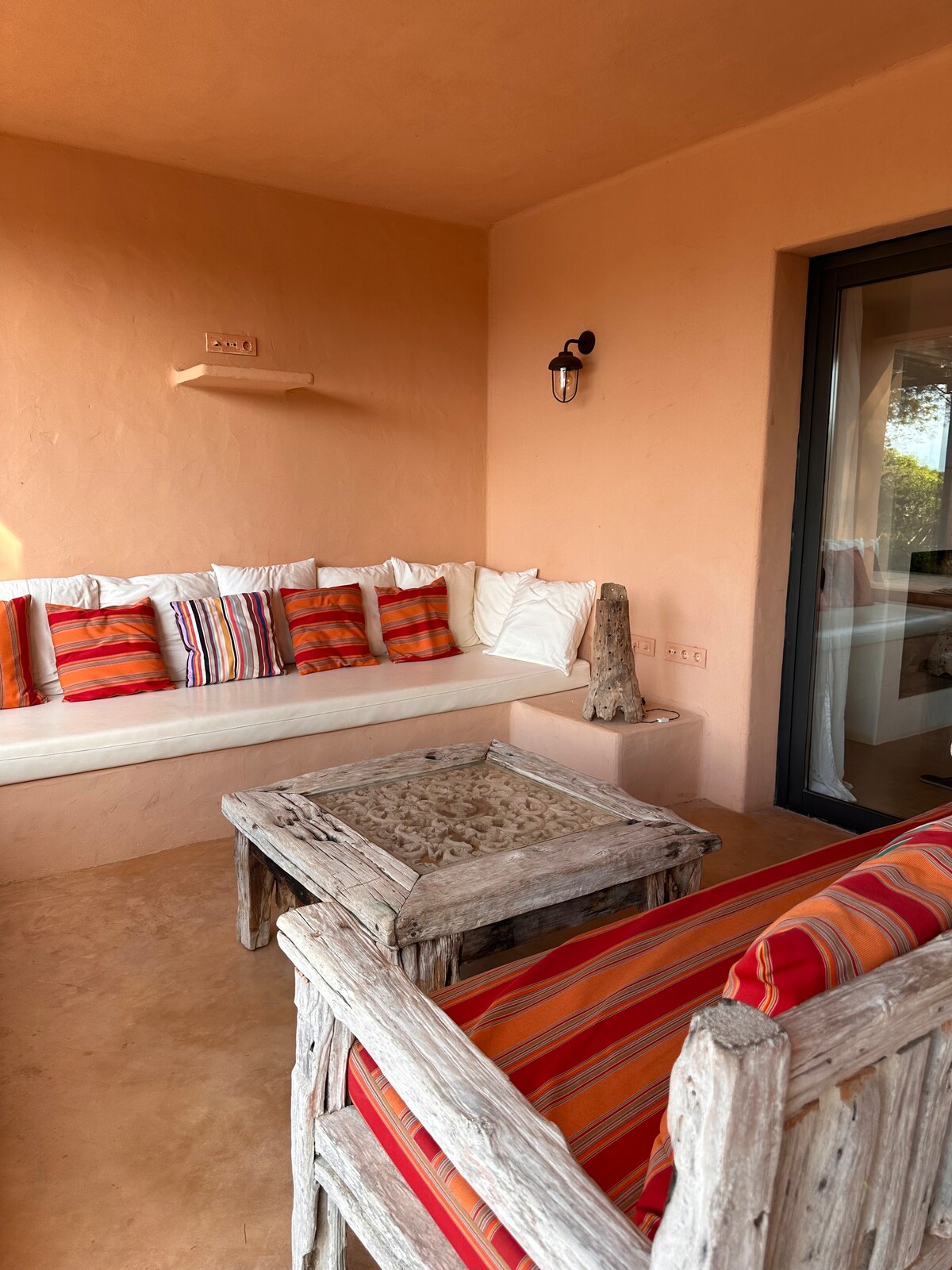 Villa Es Pujols overview 2