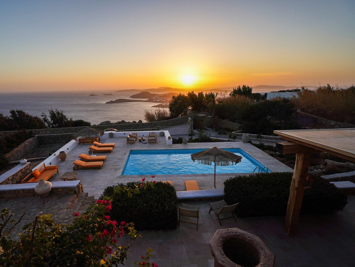 Villa Kalafatis overview 2
