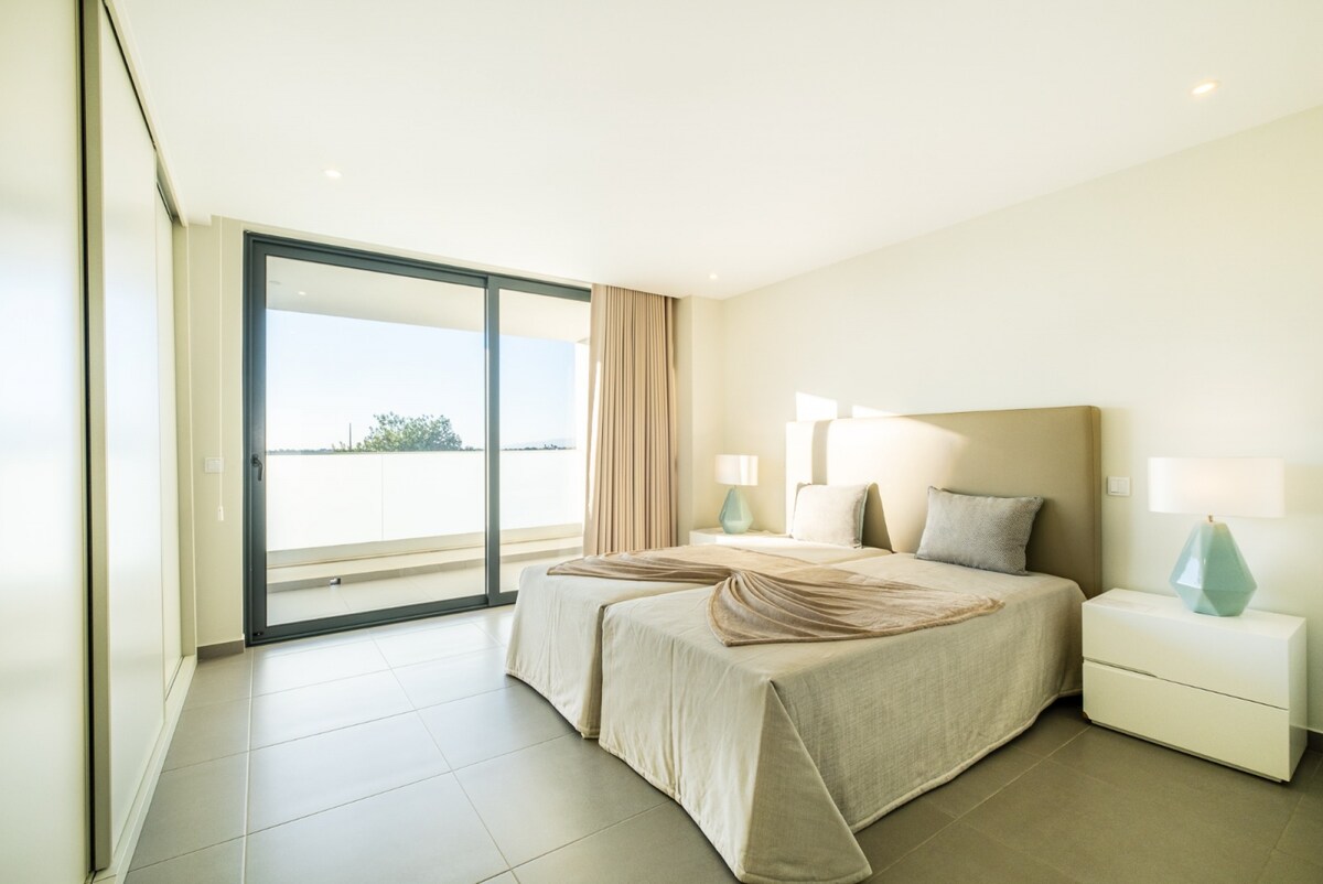 Villa Aboim overview 3