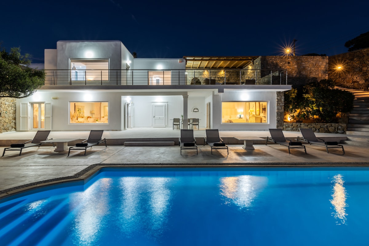 Villa Deloxenia overview 2
