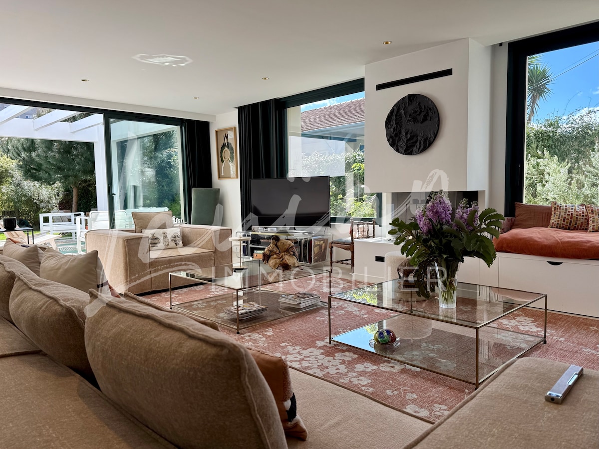 Villa Oasis overview 2