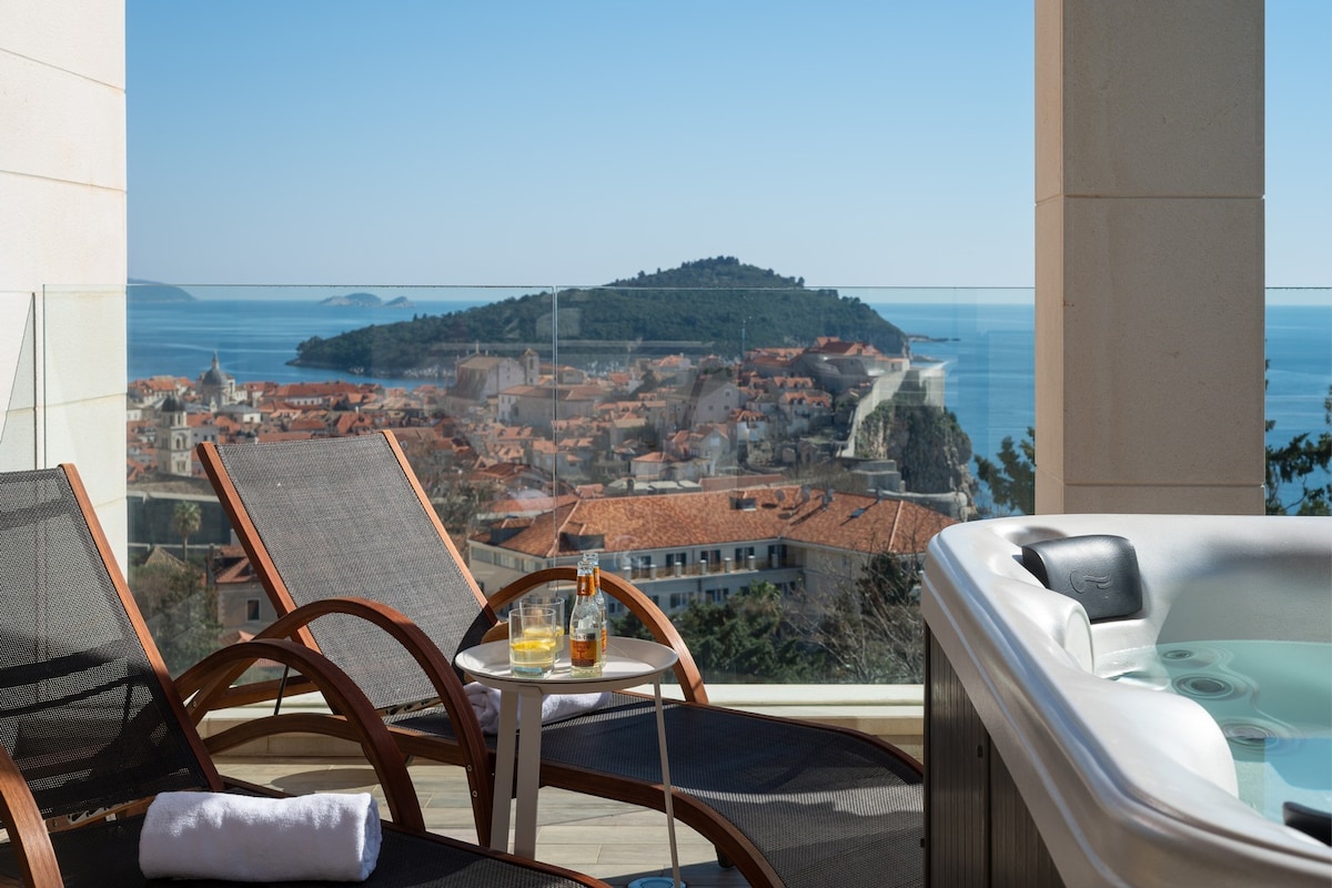 Villa Lokrum overview 1