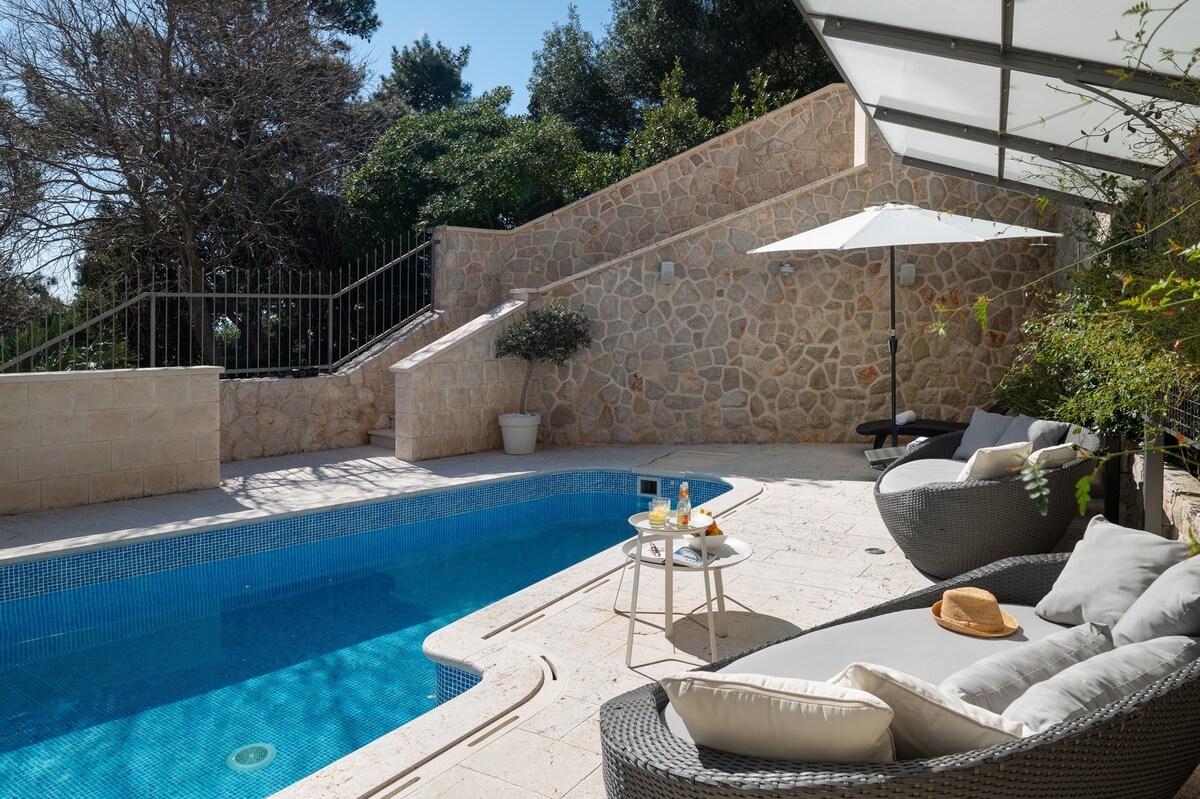 Villa Lokrum overview 2