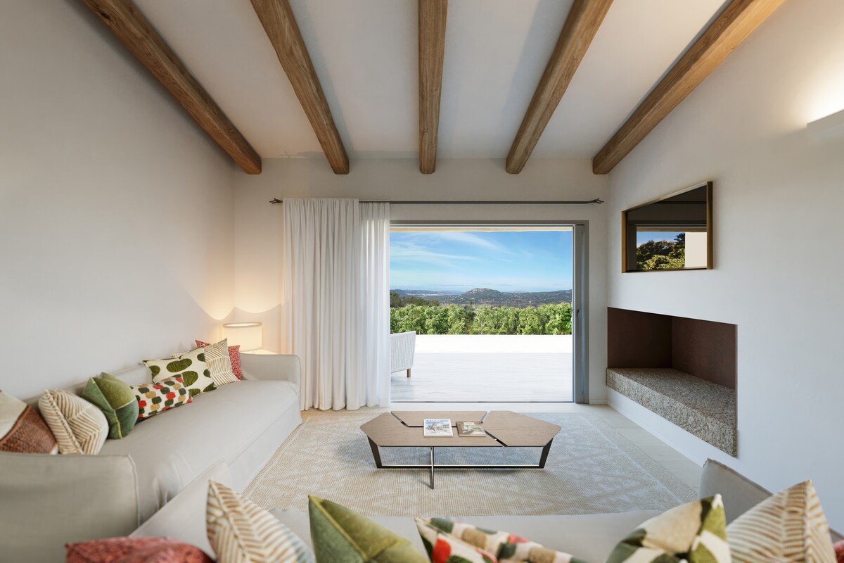 Villa Liscia overview 1