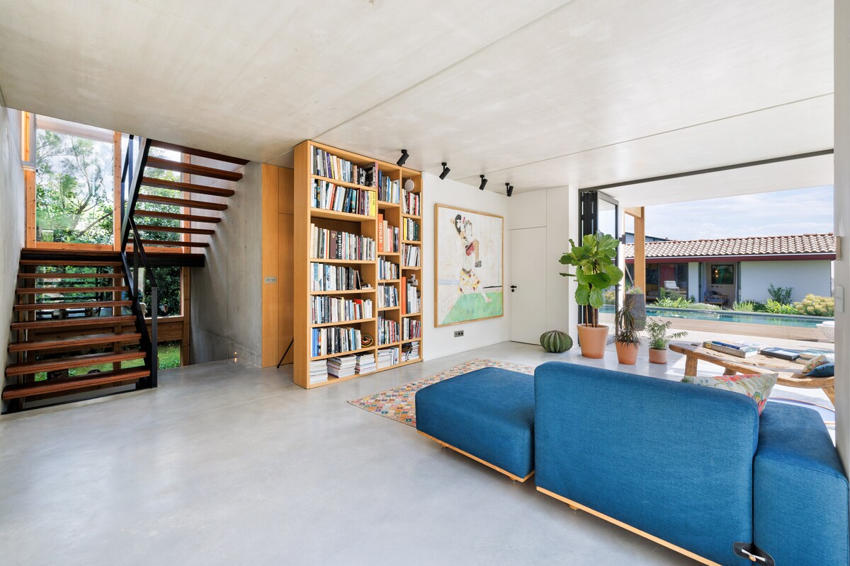 Villa Basquiat overview 1