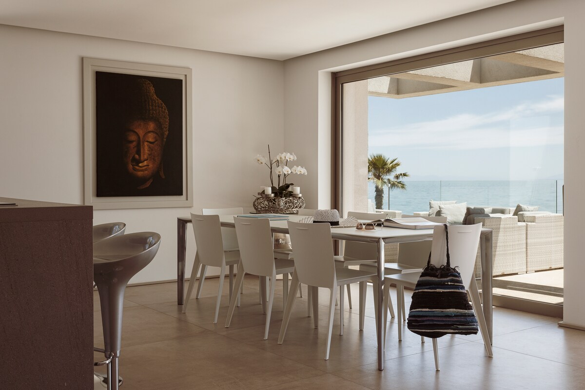 Villa Emeralda overview 3