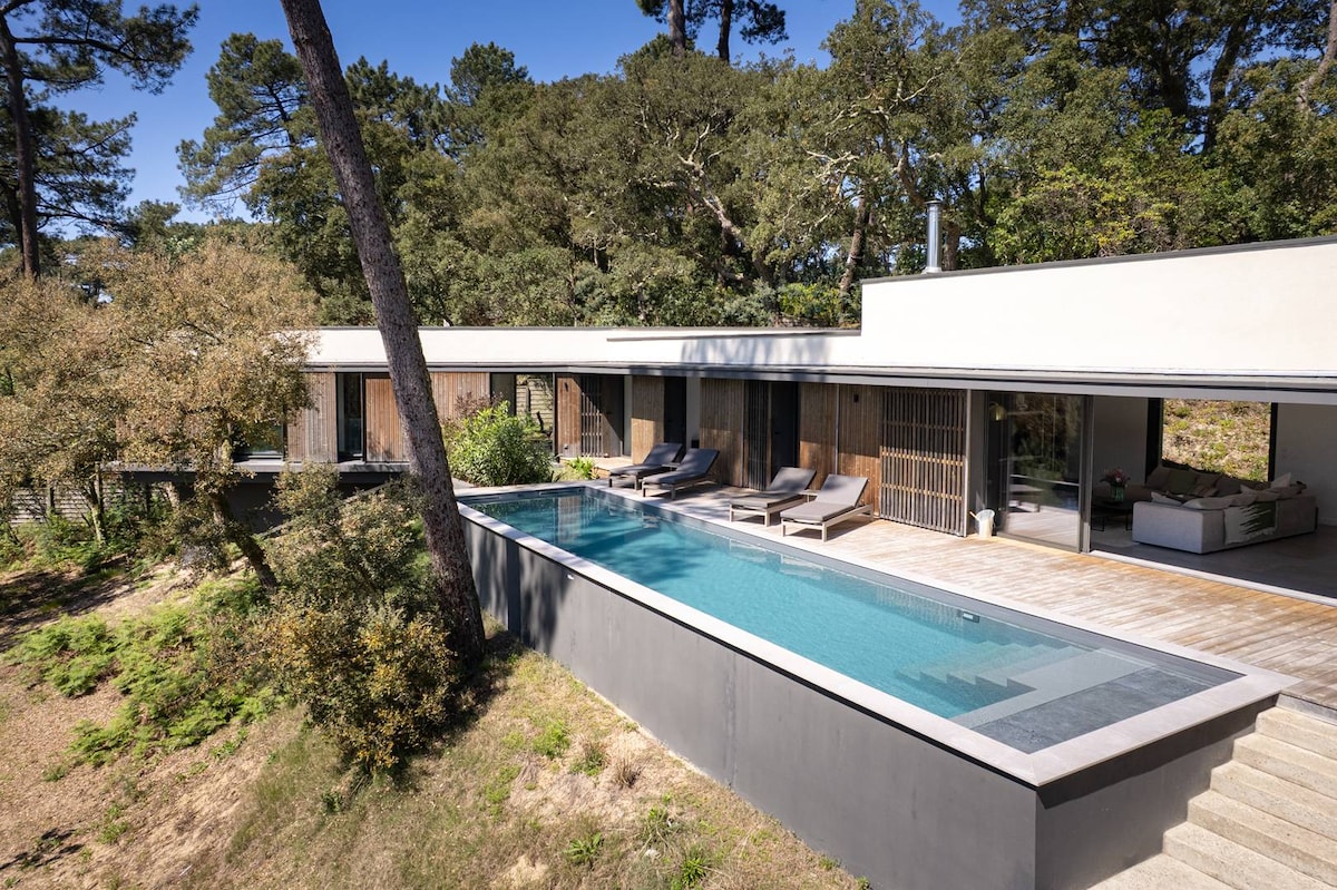 Villa Dune overview 1