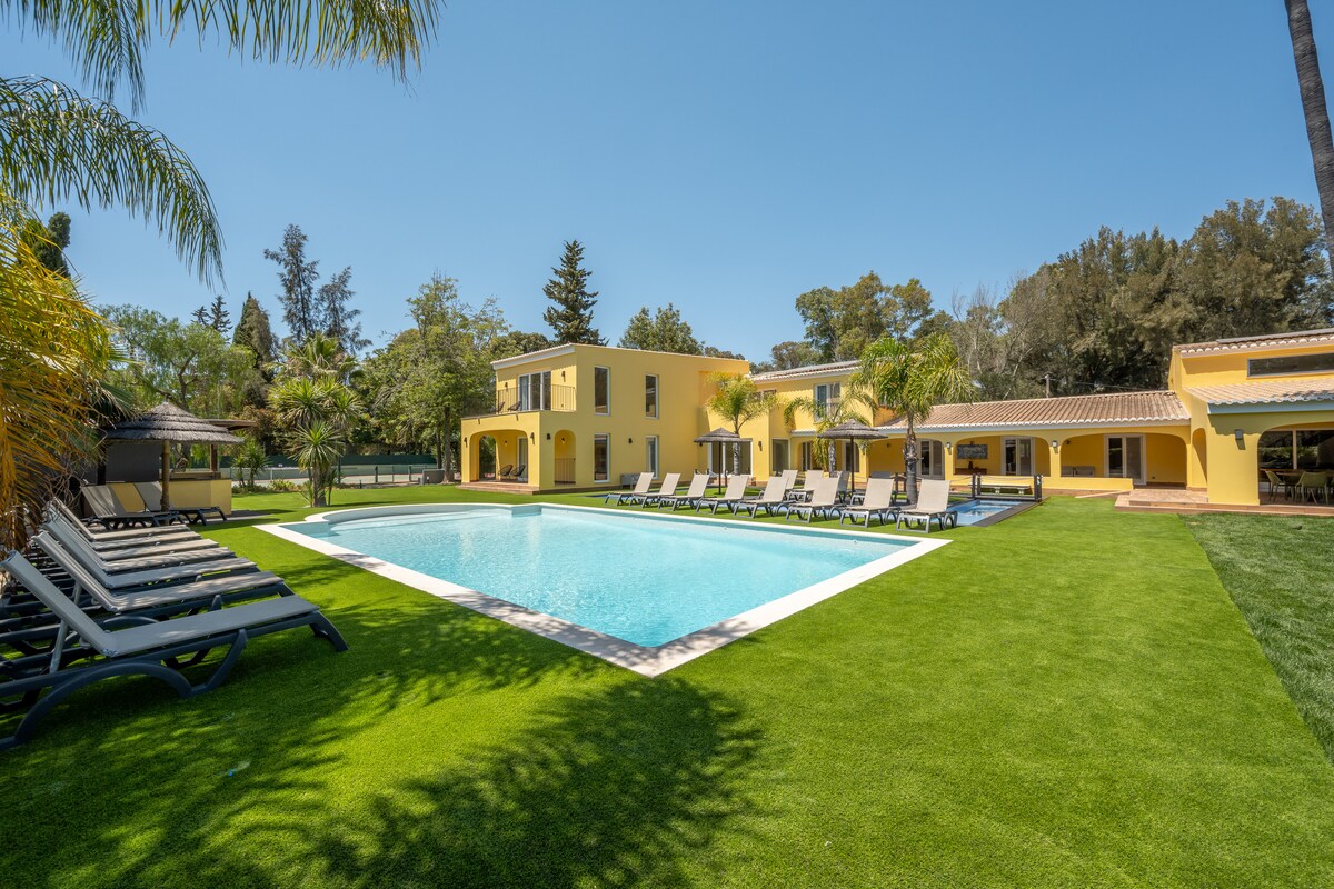 Villa Lagos overview 1
