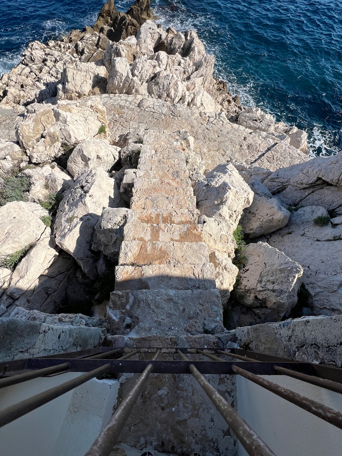 Villa des Dauphins overview 3