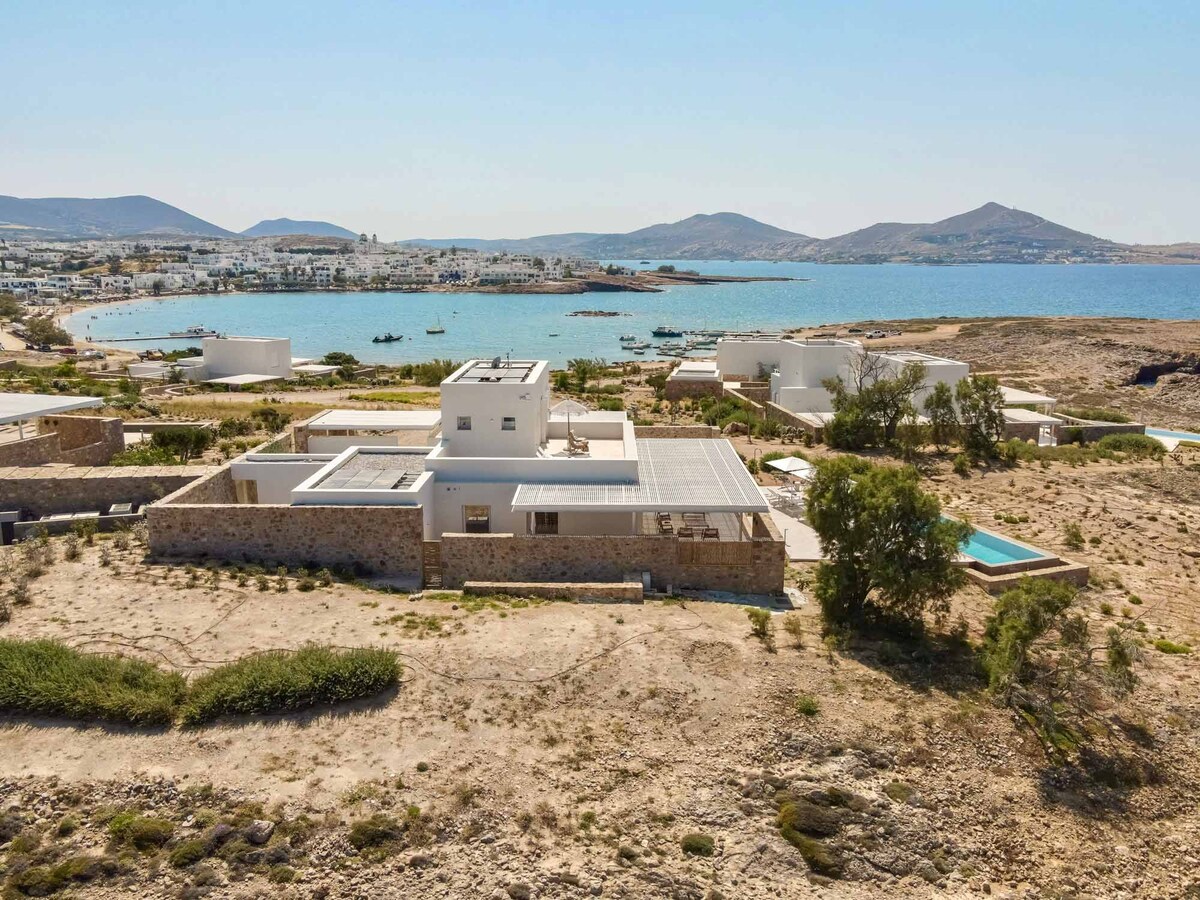 Villa Kolymbithres overview 2