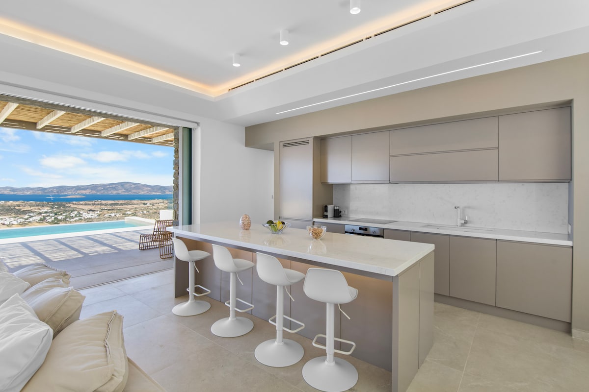 Villa Pelagos overview 2