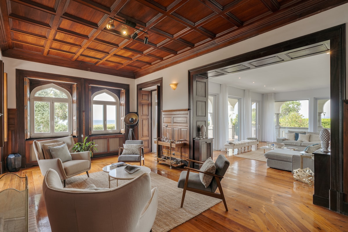 Villa Carcavelos overview 1