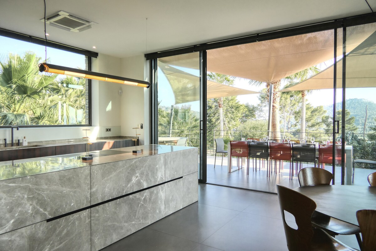 Villa Altaia overview 3