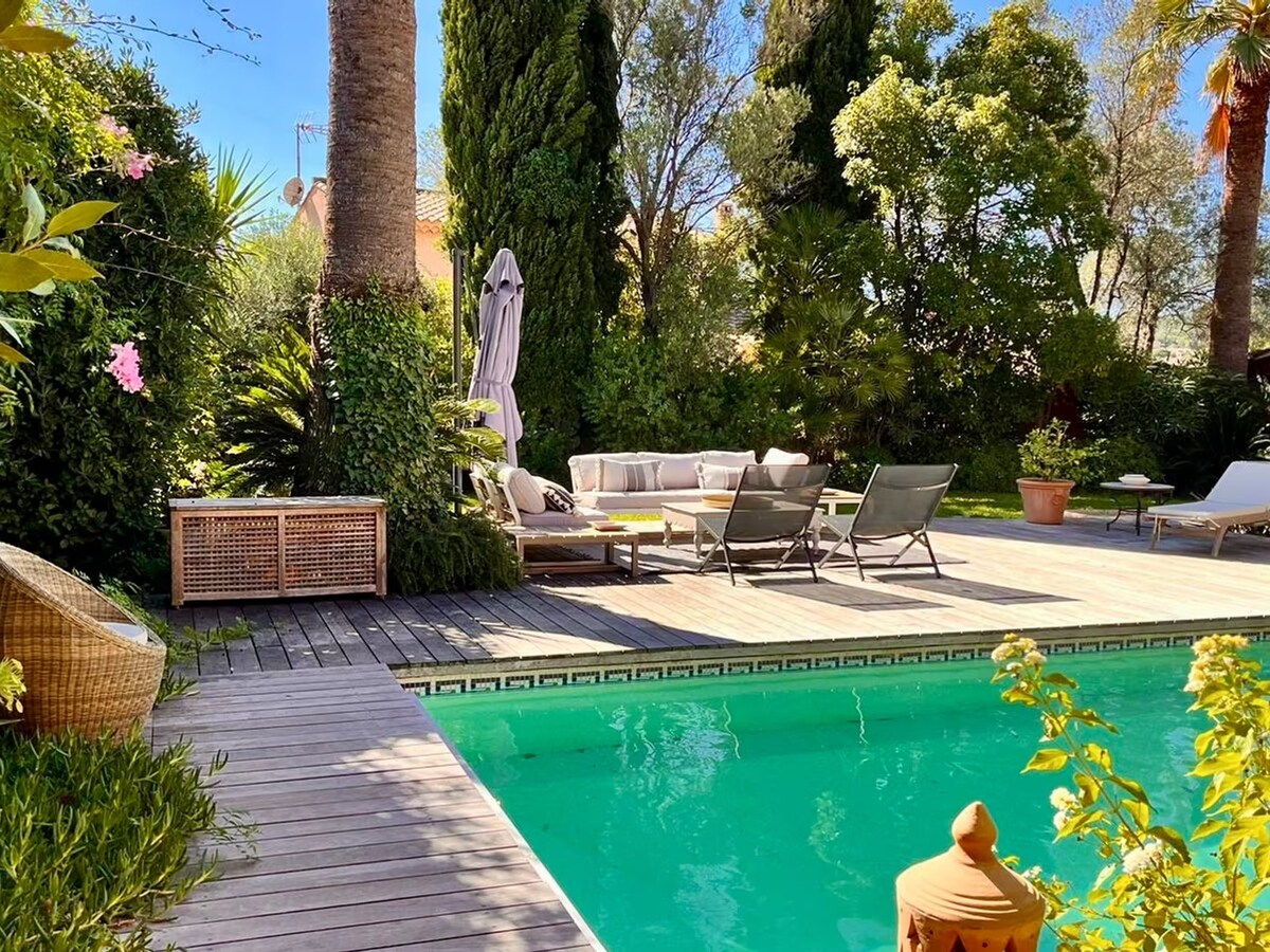 Maison Carqueiranne overview 2