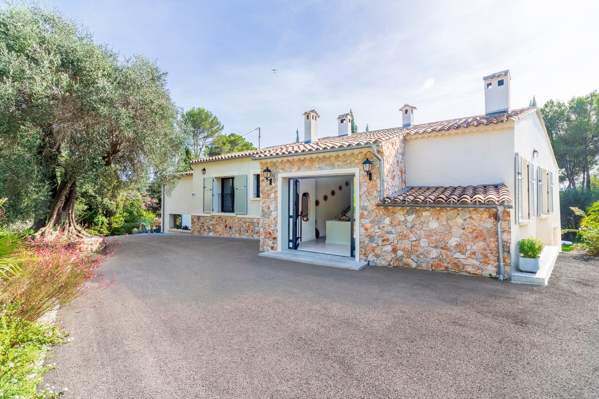 Villa Serena overview 2