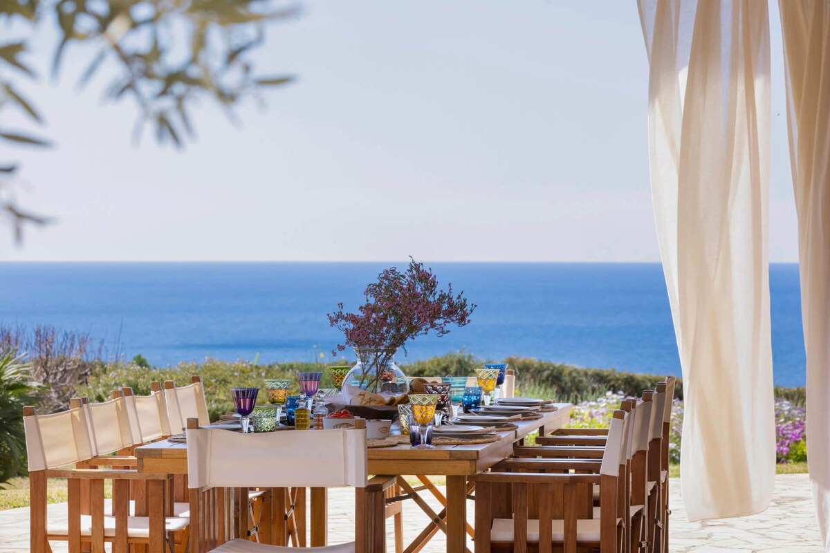 Villa Myrtos overview 3