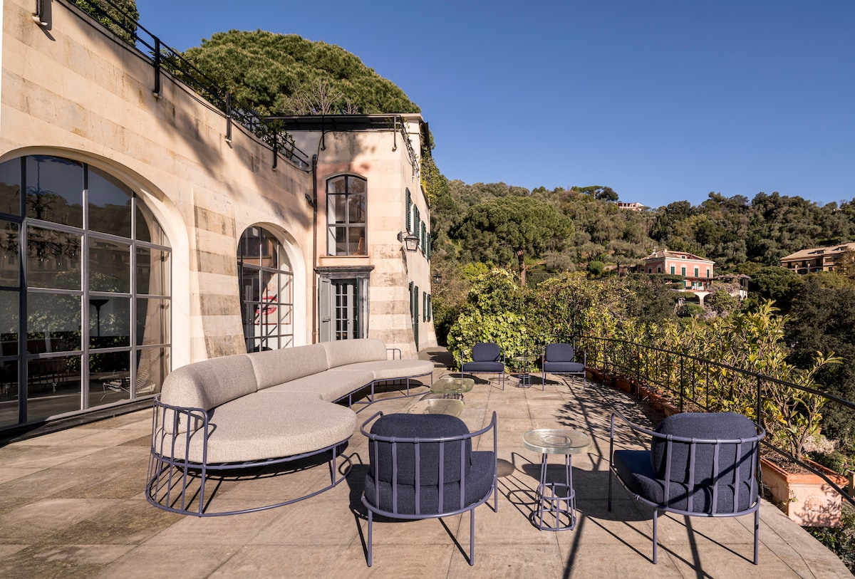 Villa Portofino overview 3