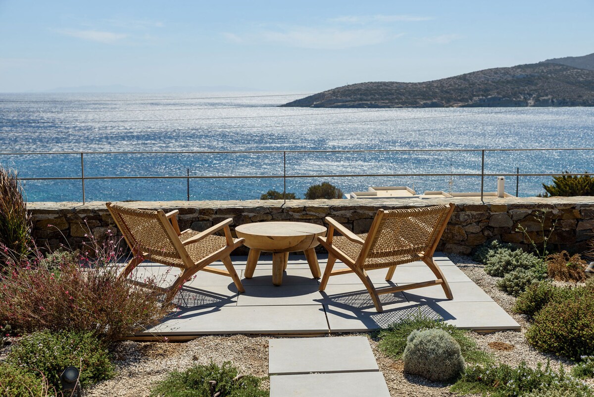 Villa Anthea overview 1