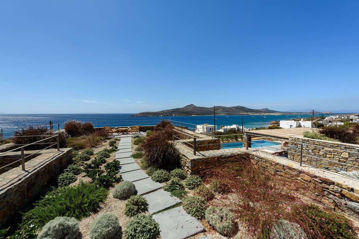 Villa Anthea overview 3