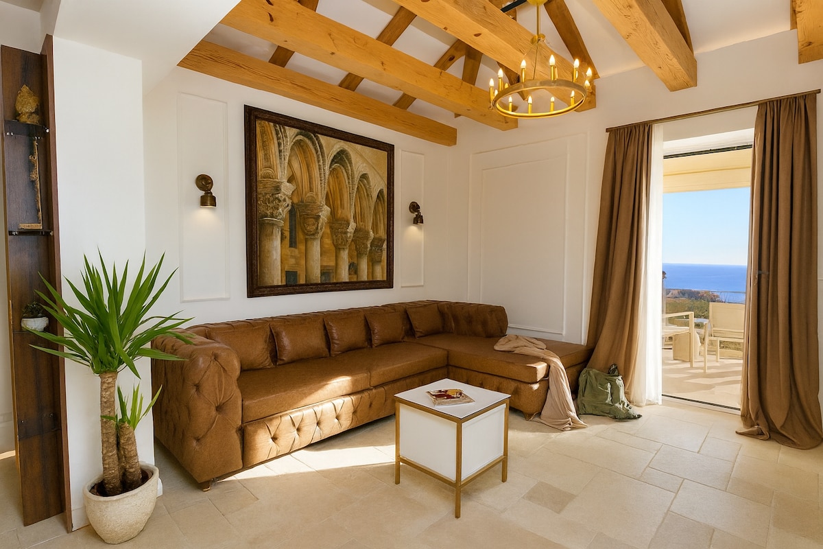 Villa Dalmacija overview 1