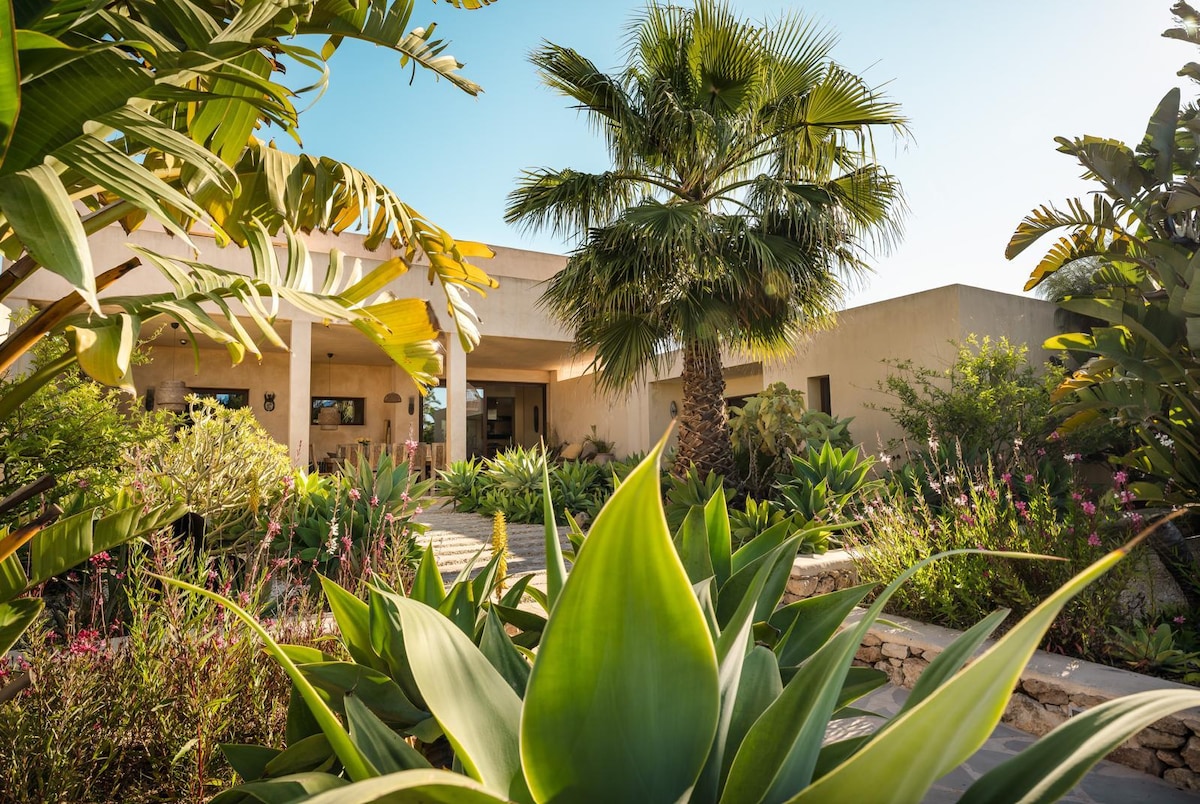 Villa Dalt Vila 3