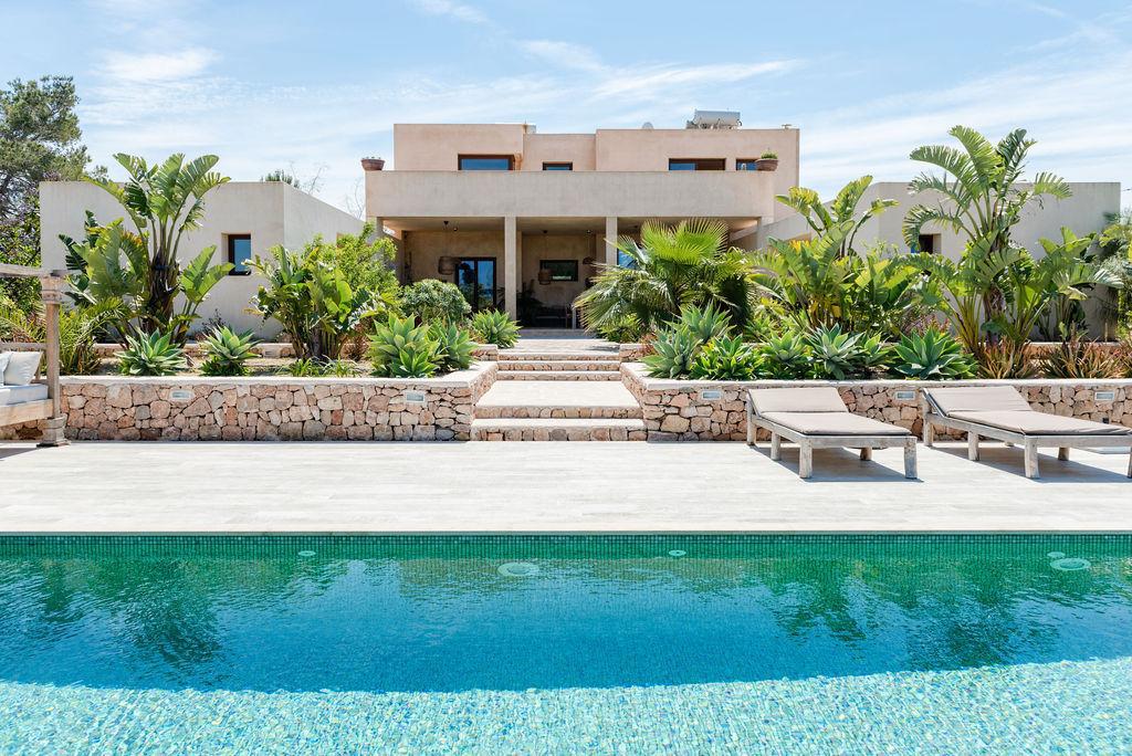 Villa Dalt Vila 4