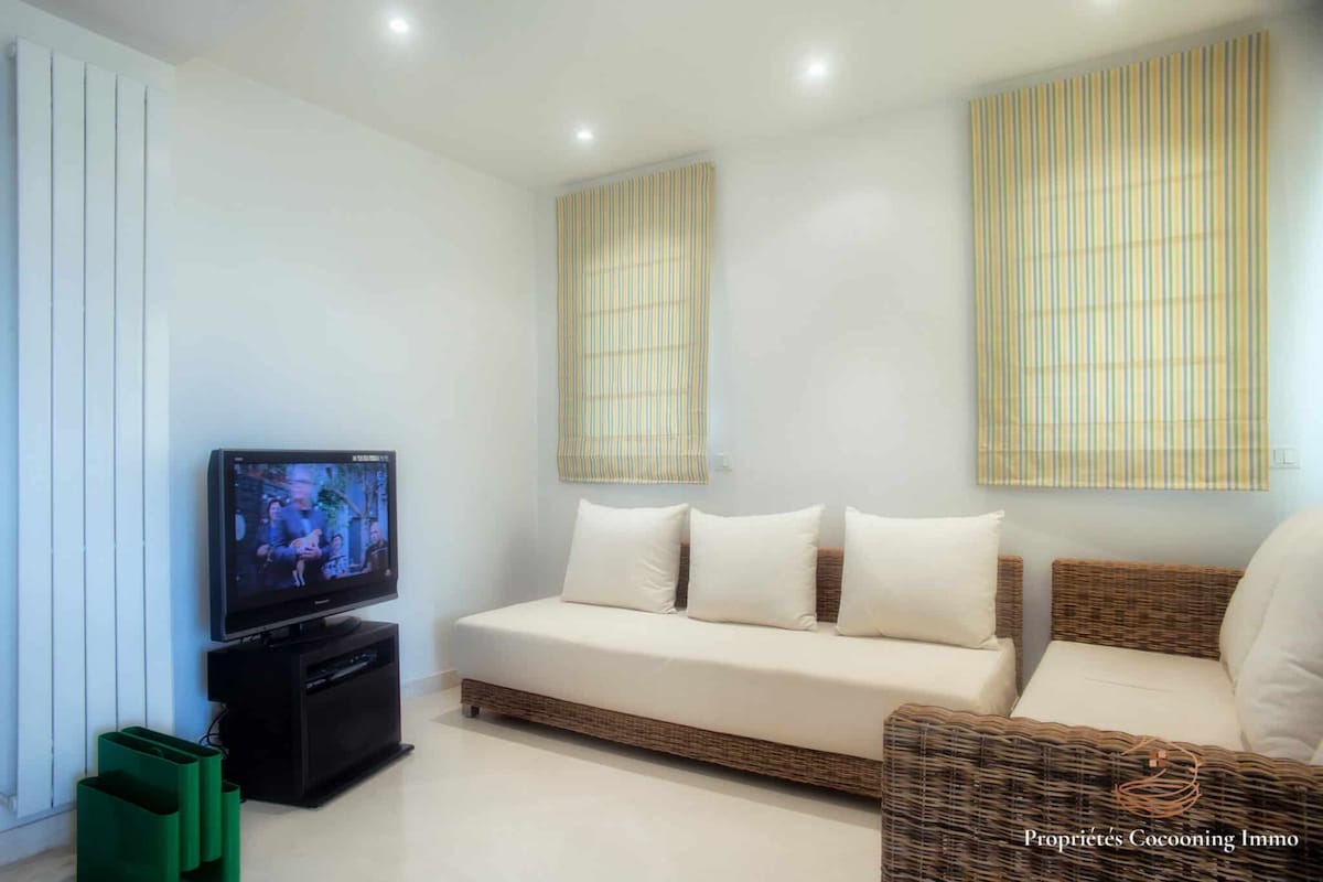 Villa Renecros 2