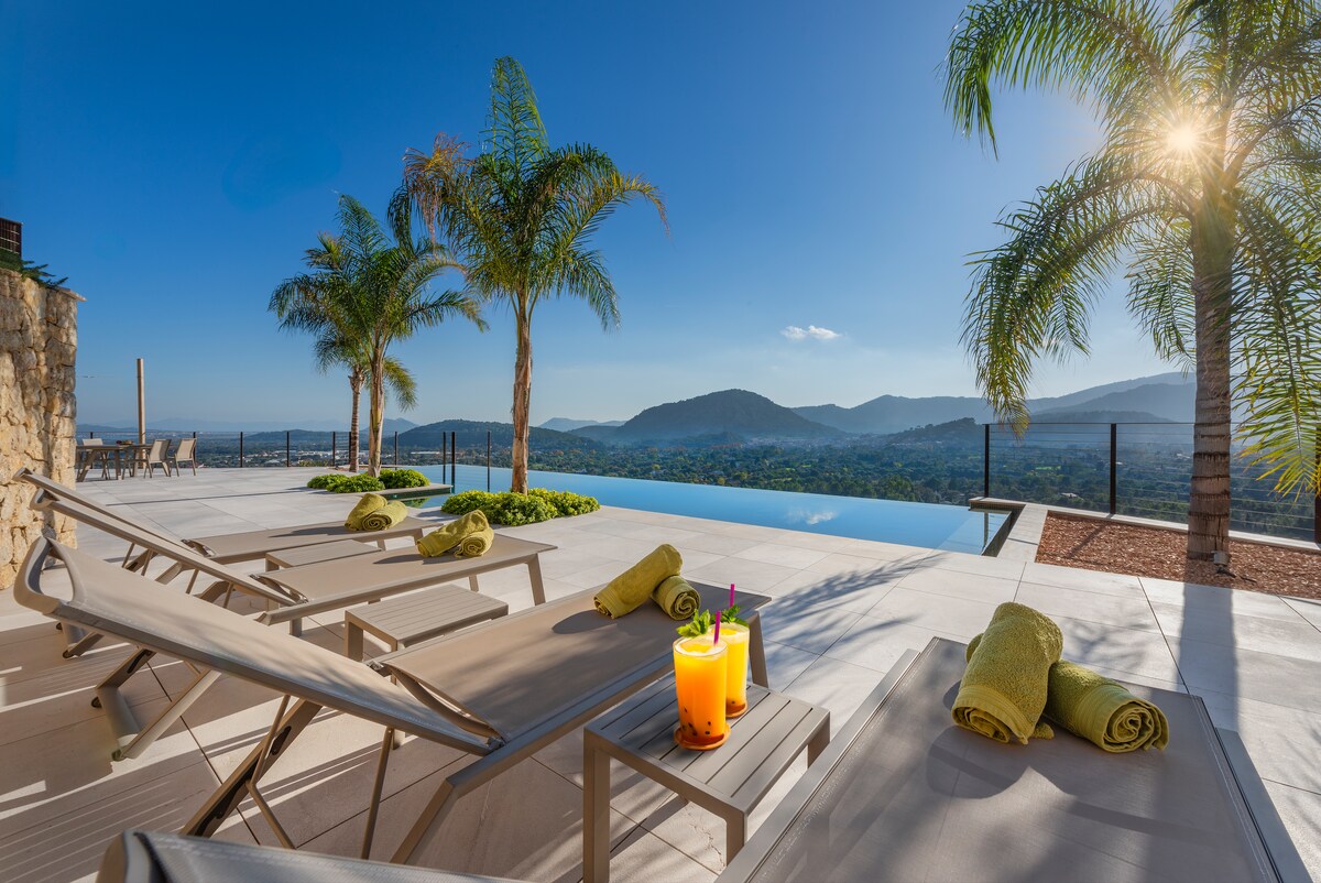 Villa Son Vida overview 3