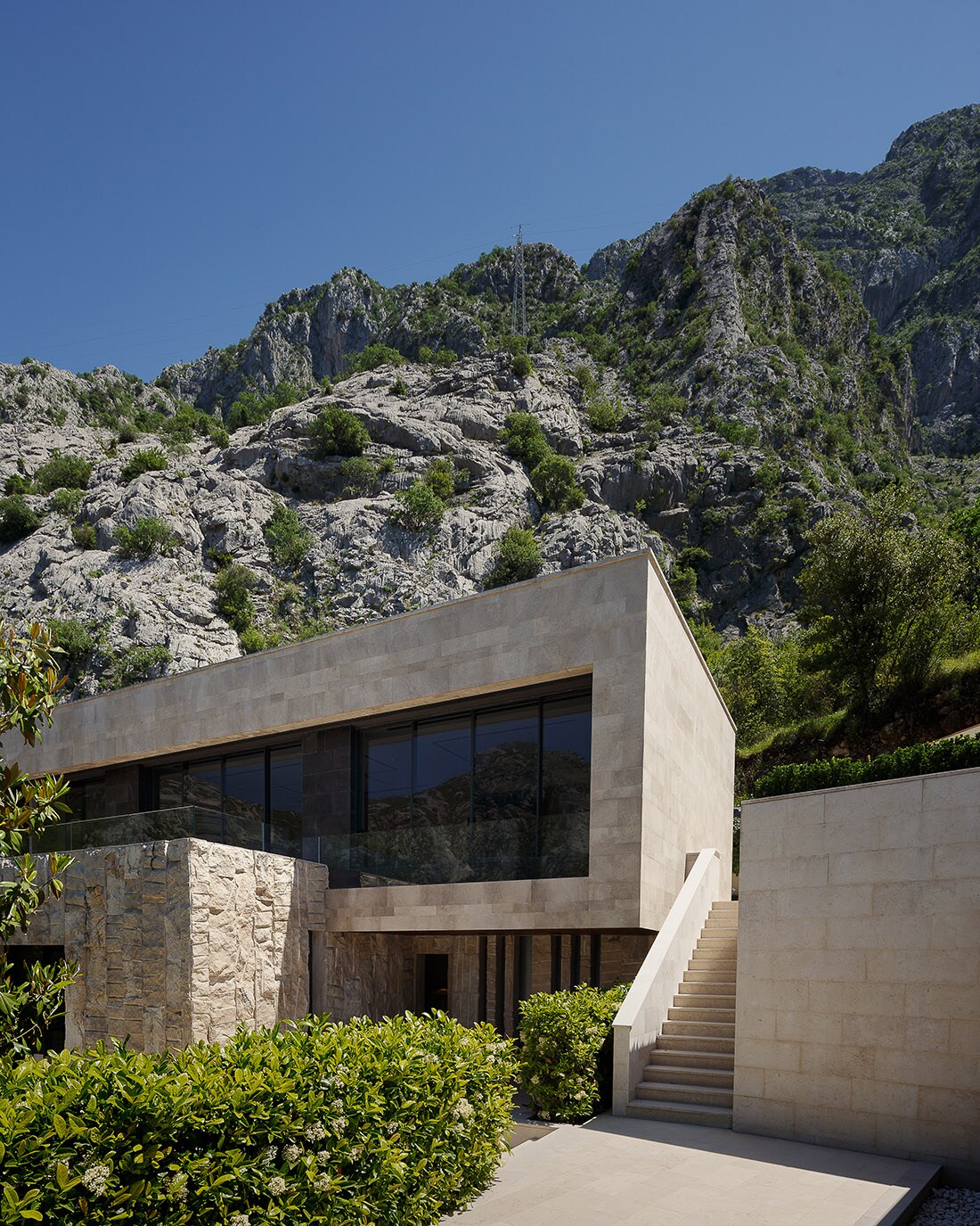 Villa Mandragora overview 2