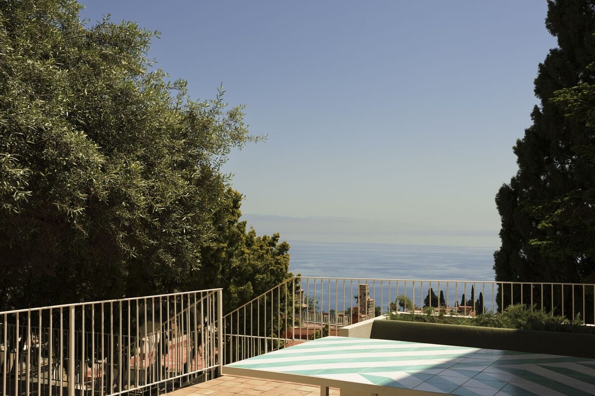 Villa Zagara overview 2