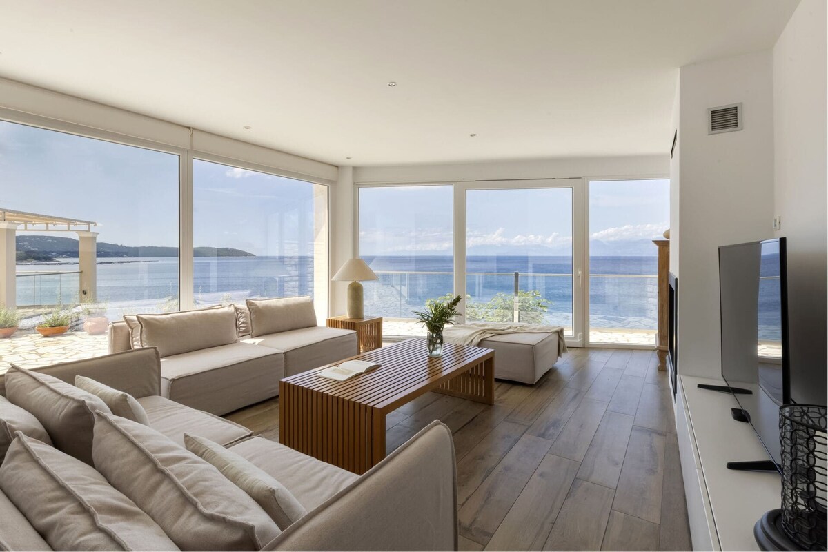 Villa Calliope overview 1